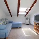 Apartment In - Insel Krk 35162 Šilo